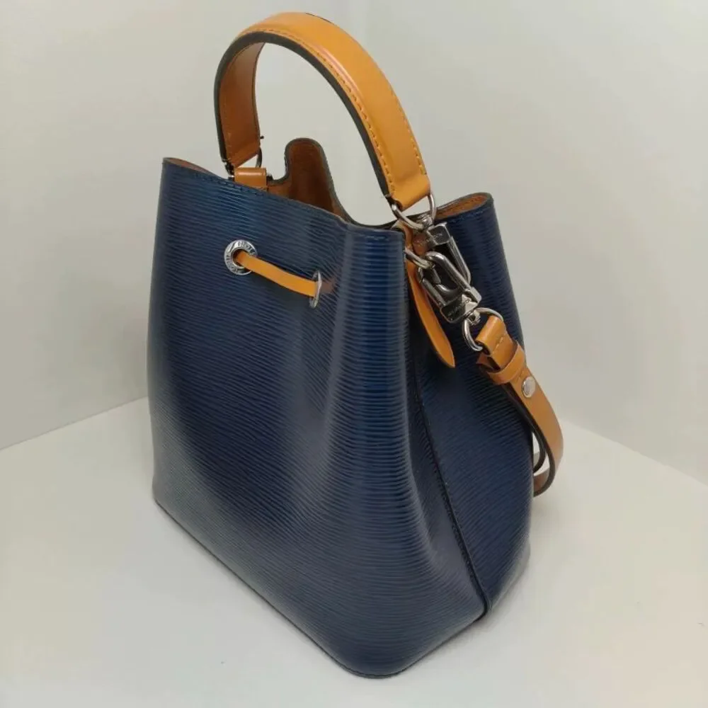 Louis Vuitton Women Pre-Loved Bag Very Good Condition